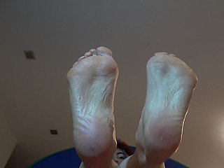 Lick It Like You'd Lick My Sole - Foot Goddess Humiliation Task