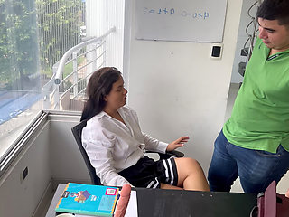 I FUCK THE ENGLISH TEACHER HARD DURING CLASS