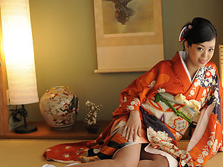 Yuna Satsuki is wearing a kimono while being used by her man