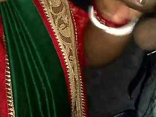 Desi Wife sucking and mouth cream