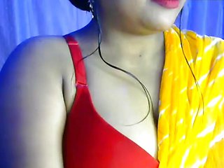 Sexy desi-hot-girl21 shows her boobs while enjoying and dances.