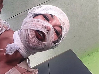 Halloween Mummy Facesitting - Count to 10 While I Smoke