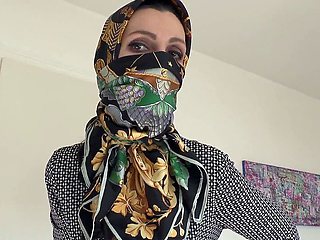 Lady Victoria Valente - Styling of Fabric Mask and Headscarf, JOI