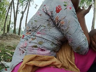 Indian Girlfriend 18 Years Old Beautiful Sexy Cute Girlfriend She Have Tight Hairy Pussy