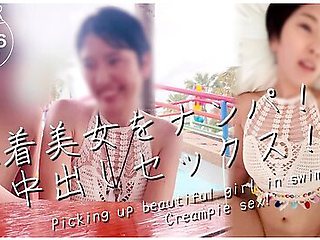 [swimsuit Beauty Pick-up Sex] Im Separated From My Friends ... Call Out At The Pool And Go To The Hotel She Kept Complimenting Me On How Cute She Was, And She Let Me Inside!