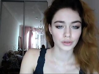 Amateur Webcam Teen Masturbates And Teases