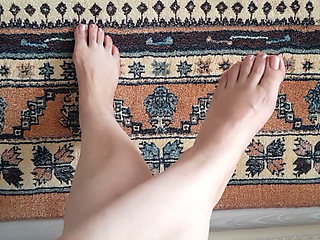 Anna's beautiful feet Your mother's feet will make you ejaculate, right there on the carpet.