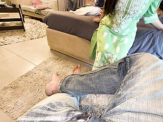 Bhabhi Gives Her Chut to Devar First Time, Cheats on Husband