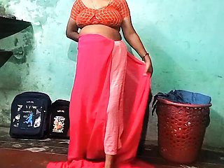 Tamil Priyanka stepaunty saree changing