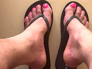 My pink toes