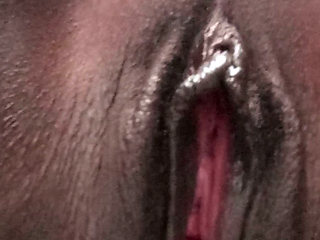 Making pussy cum alone
