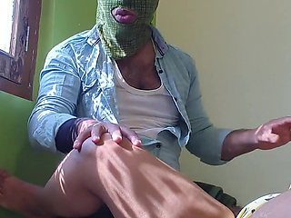 Hot Bhabhi Fun with the Tattoo Artist and Make His Relief