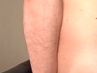 Giantess Humiliation Knee Kicks Handjob!