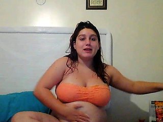 Big boob brunette masturbates on webcam