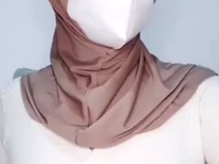 Fucking Horny Hijab Chick