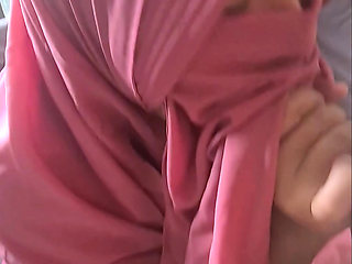 Asian Niqab Girl Love to Become a Cum Dump