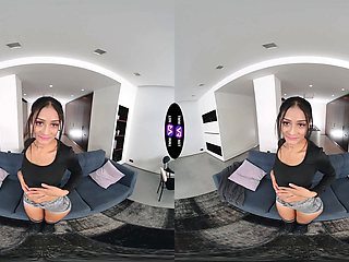 Naughty breiny zoe rubs her sweet vulva to orgasm - tmwvrnet