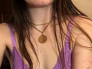 Brunette Couch Webcam Solo Fun Masturbating