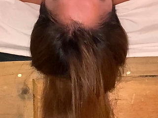 I love to put my dick in my friend's wife and come down her throat