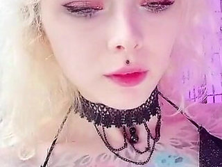 That’s a Dress with an Easy Access