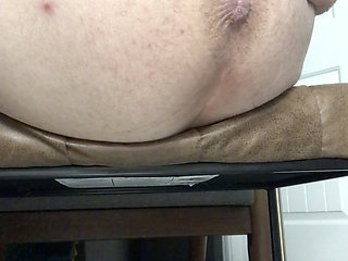 Pushing loads out of my boypussy