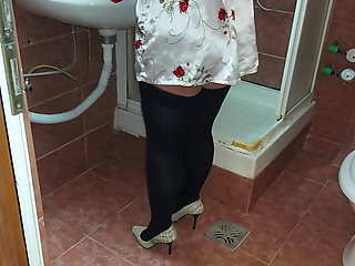 I Love It When My Stepmom Come to Visit Me in Her Nylon Stockings and High Heels