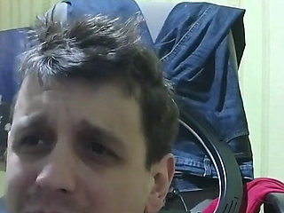 Behind the Scenes Footage of a Bare-ass Sex Bed Transfer