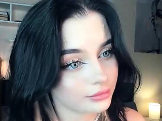 Homemade amateur webcam babe masturbating