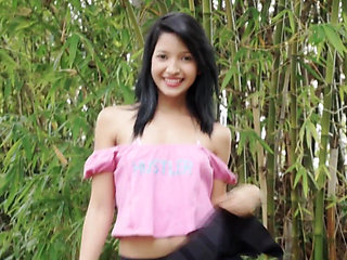 Sexy Babe with Amazing Ass