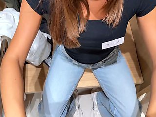 (DIA ITA) I FUCKED a SALESWOMAN IN THE FITTING ROOM and FUCKED her ASS after her shift