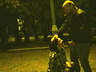 Slut Public Blowjob in Park