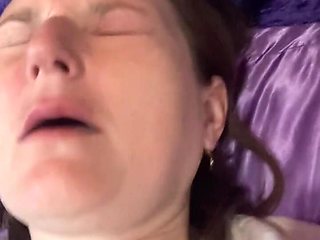 Queef Queen Brings You Her Super Noisy Pussy on the Almost Sfw Asmr Cracker