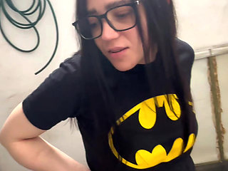 My neighbor goes upstairs to help me with the work