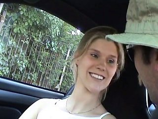 Exchibition amateur teen outdoor bl