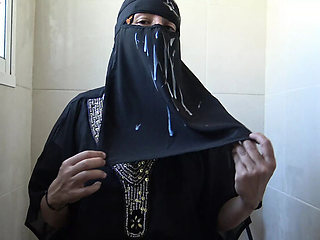 Moroccan Beurette from Marseille Takes Huge Cock and Gets Hijab Covered in Cum
