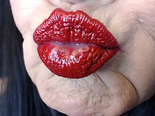 Red duck lips tube lipstick