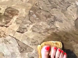 Amateur Foot Fetish Girlfriend Sucks and gives a Footjob