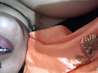 Chut chatai ke liye chaiye koi achha sa boyfriend