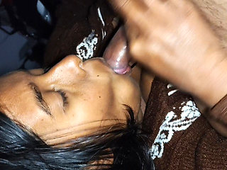 Beti aapne stepfather ka subah subah land chus rahi he - desi bhabhi suking oldest man cook - village blowjob movie Hindi.