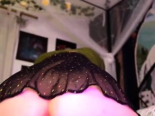 Amateur brunette ariana marie solo toying