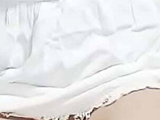 20-Year-Old Niece Rosibel Roxi Fucks Hardcore with Maximun - Amateur Latina Teen Homemade Sex