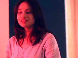 Flashy lesbian movie with fleshy pussies being licked