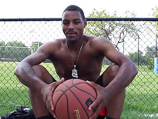 Tyrelle - Basketball Solo