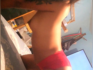 My Boyfriend Likes to Record Me While I Dance to Him Very Sensually and I End up as He Likes, That I Get Multiorgasmic