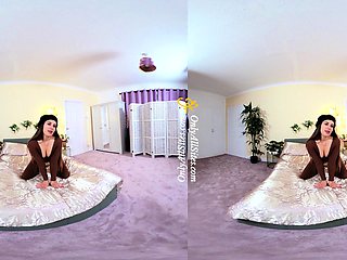 Horny brunette amateur with foot fetish sucks guys toe