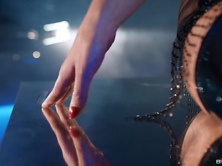 Angela White : Unbound Part 4 With John Strong, Angela White, Eddie Jaye, Vince Karter, Will Pounder, Scotty P, Mazee The Goat, Alex Mack - Brazzers