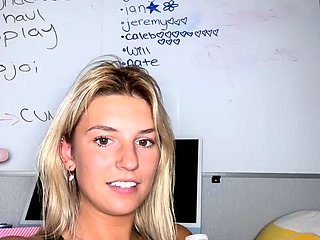 Amateur Blonde Teen Plays Solo with Toy Webcam Porn