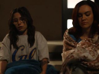 Girl dumps her GF to fuck the horny bitch she wanted