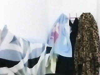 Taking Advantage of the Fact That Husband Went Out to the Bar, Part 2-3, Wife Fucks with Driver Who Was Hiding in the Closet
