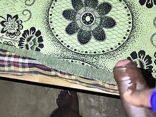 The stepmother took off her clothes and let her ass be fucked